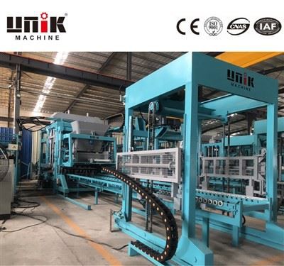 Automatisk betongtegelmaskin